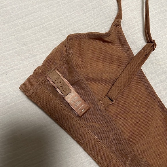 SKIMS mesh scoop bralette XS - Picture 3 of 3